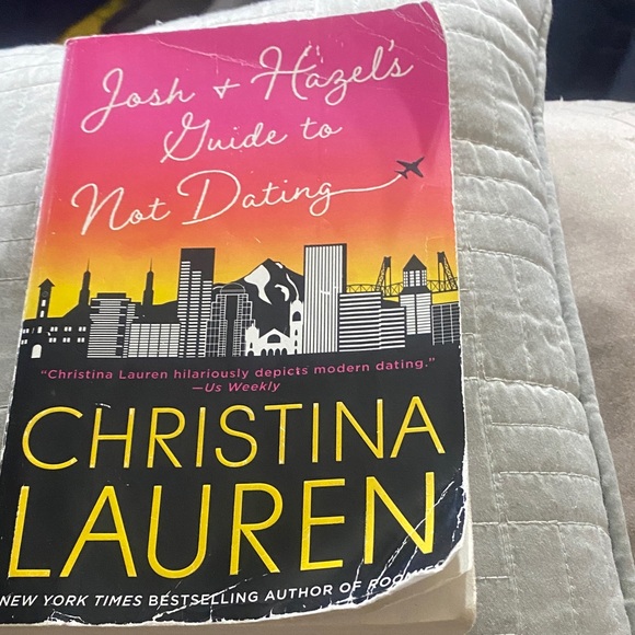 Josh & Hazel's Guide to Not Dating Book - Picture 1 of 1